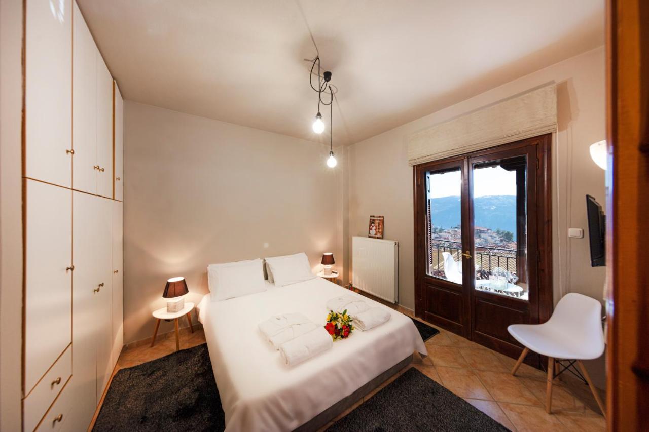 Deluxe Apartments By White Hills Arachova Exterior photo